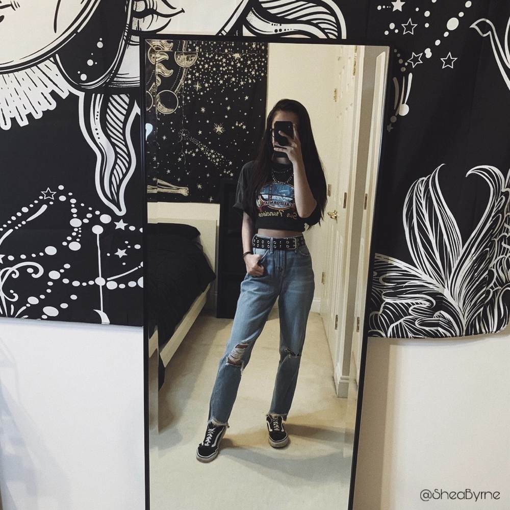 Hollister Ripped Boyfriend Jeans